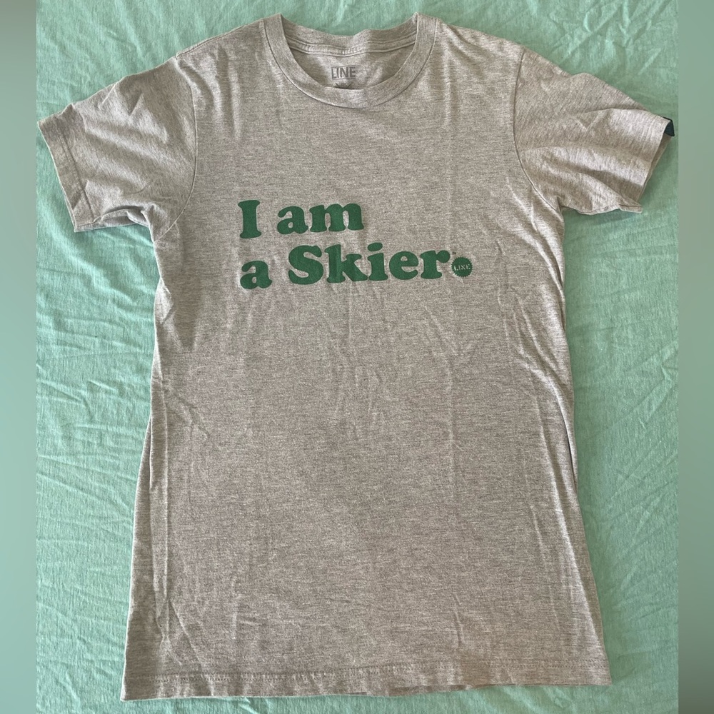 Women’s Line I am a Skier Tee